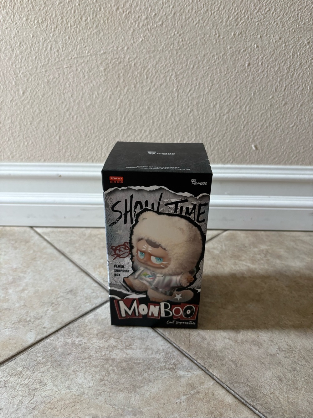 Monboo Cat Superstar series plush surprise box.